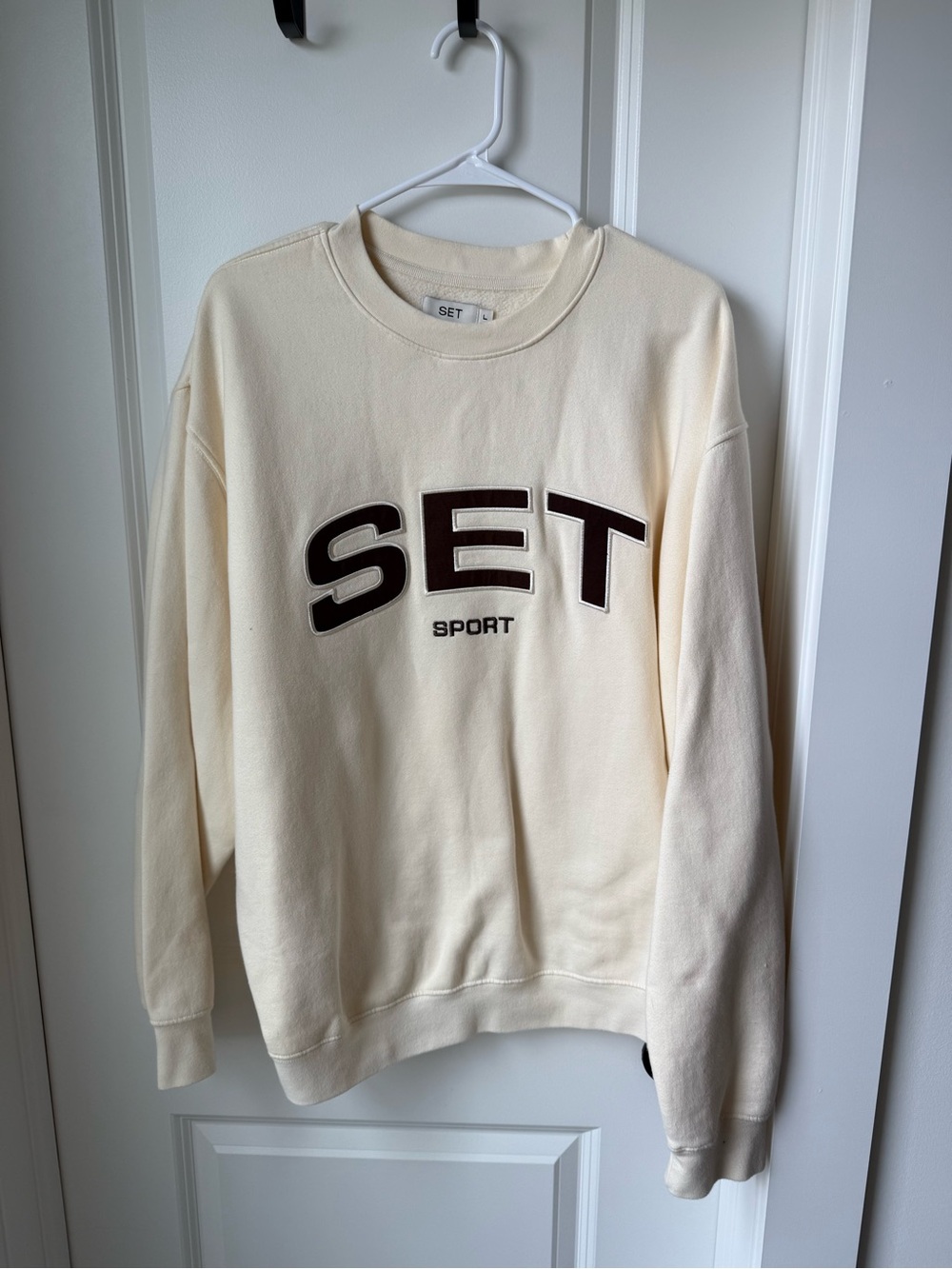 SET Active Cream Sweatshirt with Black Logo